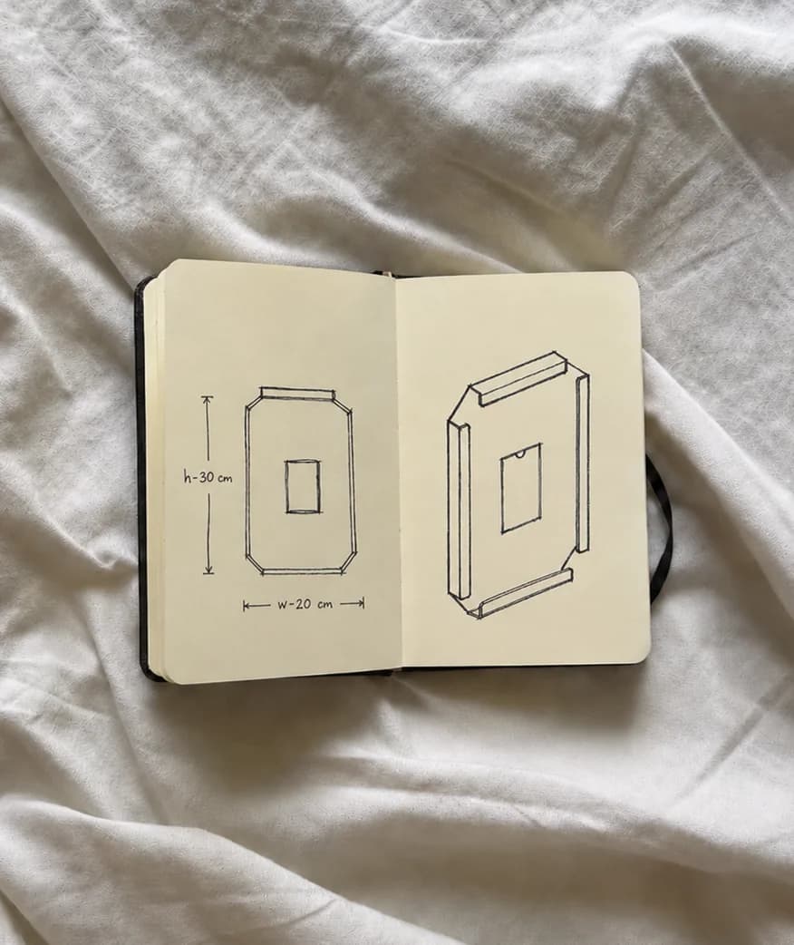The original dimensional sketch for Relic 01